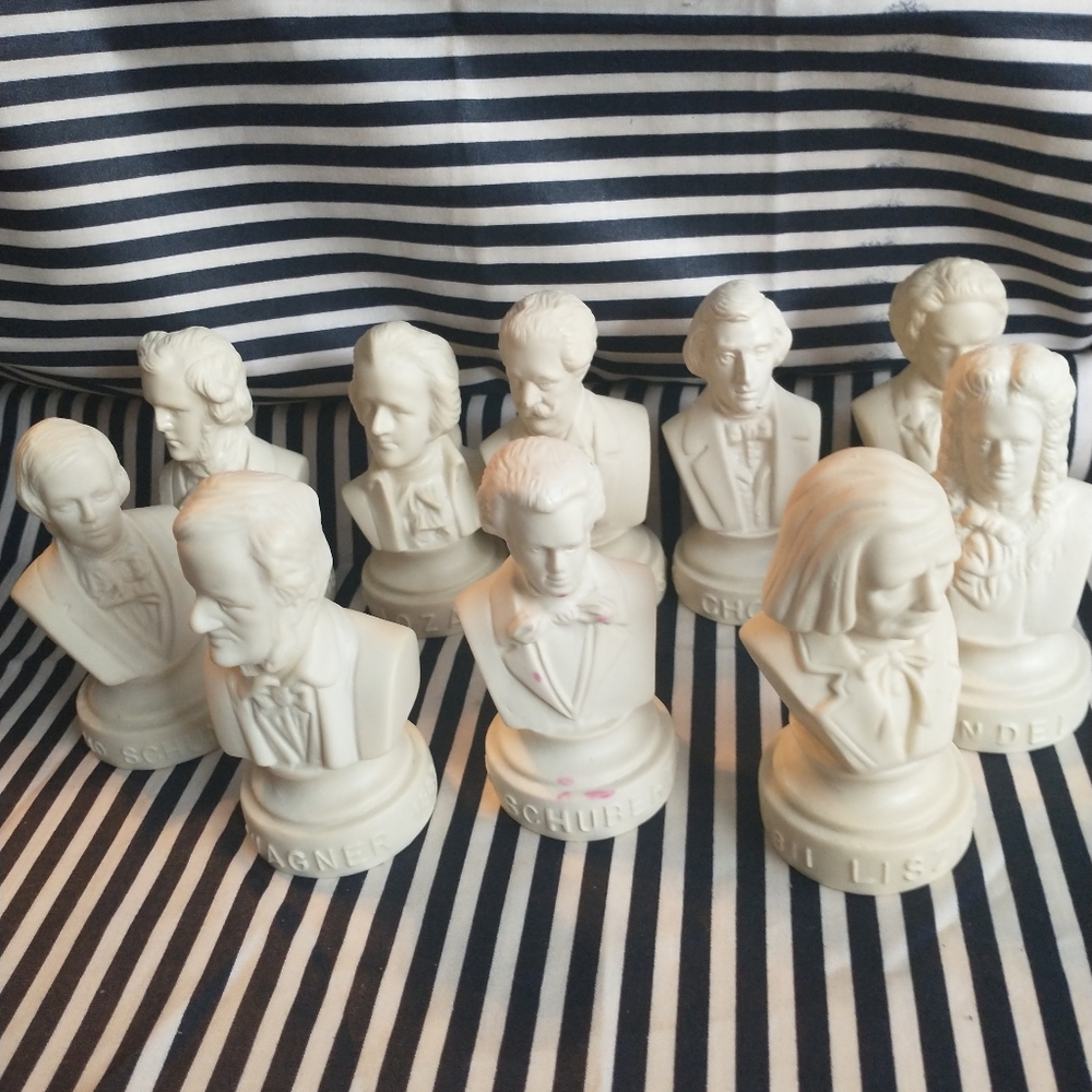10 HALBE VINTAGE VINYL MUSIC "COMPOSERS" BUST AWARDS
